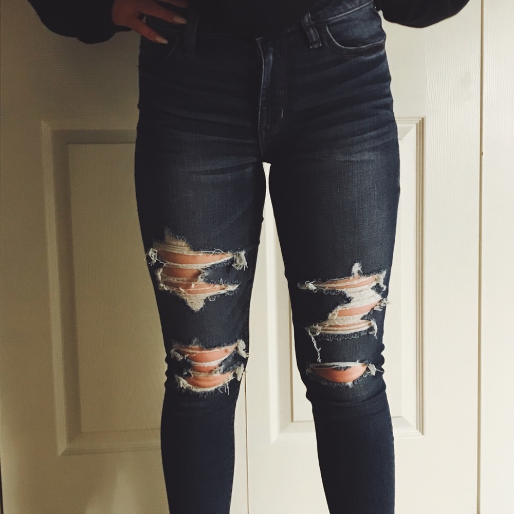 BRAND NEW AMERICAN EAGLE JEANS